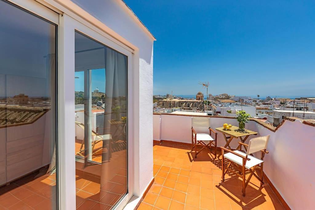 Апартаменты Casa Pepita - Old Town - Relax Terrace With Views Тарифа Экстерьер фото