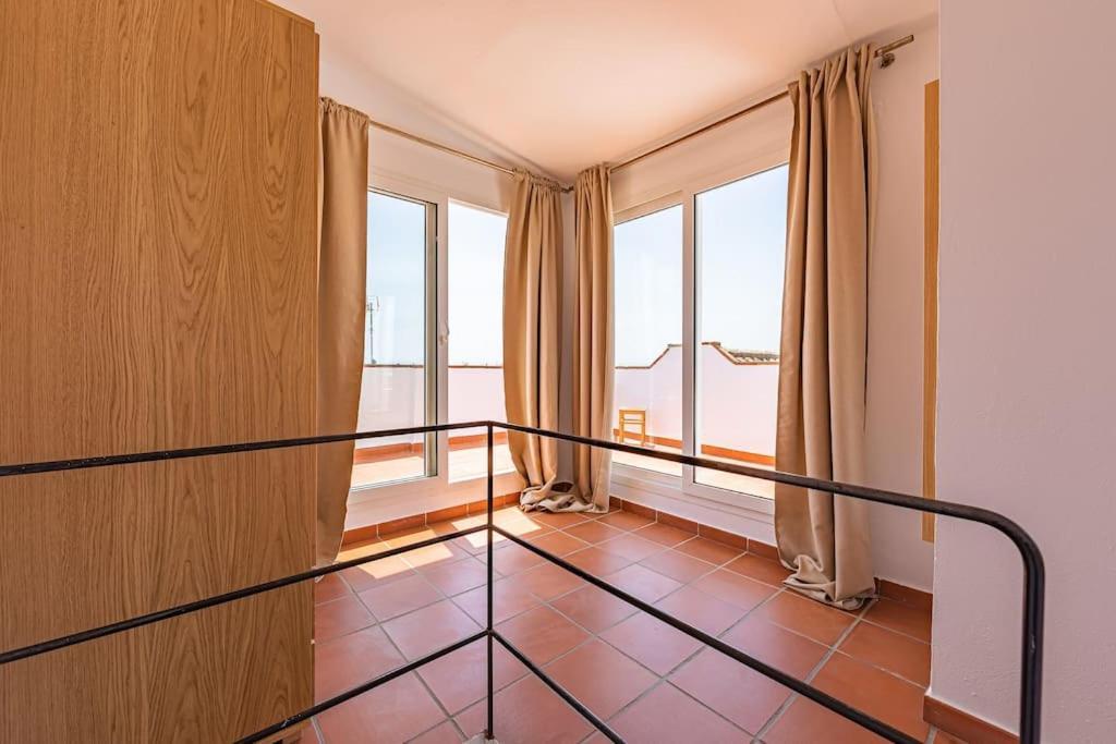 Апартаменты Casa Pepita - Old Town - Relax Terrace With Views Тарифа Экстерьер фото